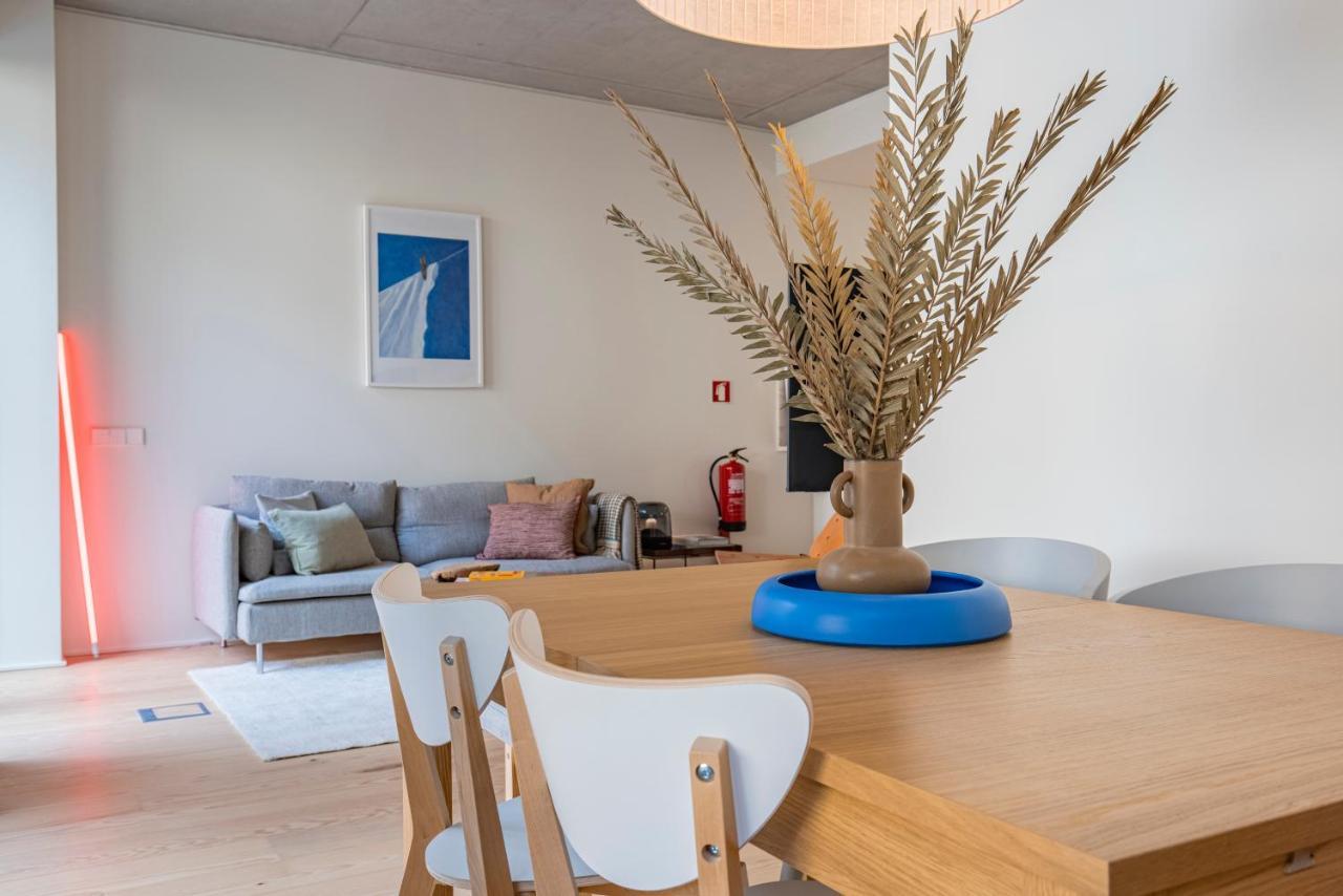 Deluxe 2Bdr Apartment W/ Patio By Lovelystay Lisbon Exterior photo